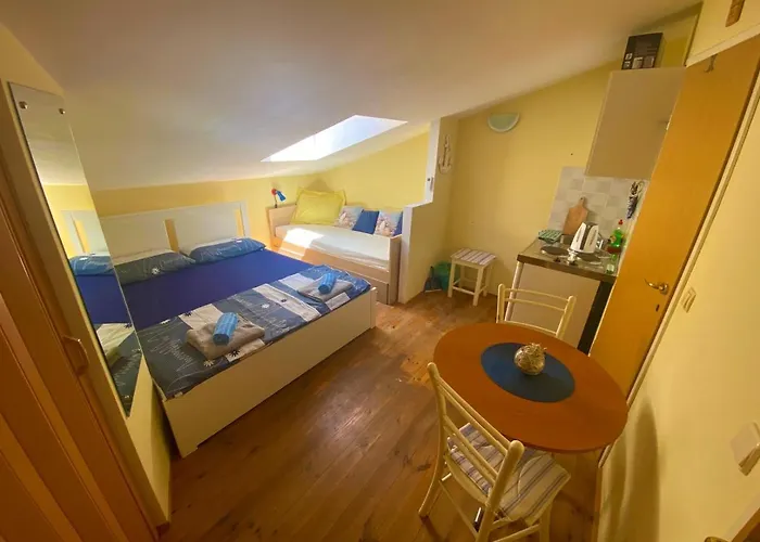 Sailor Apartments