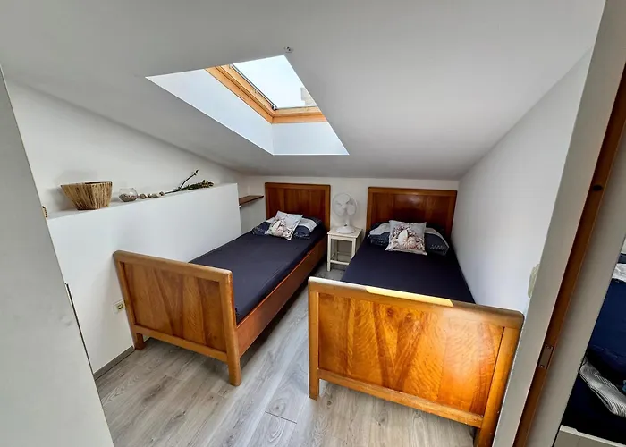 Sailor Apartments